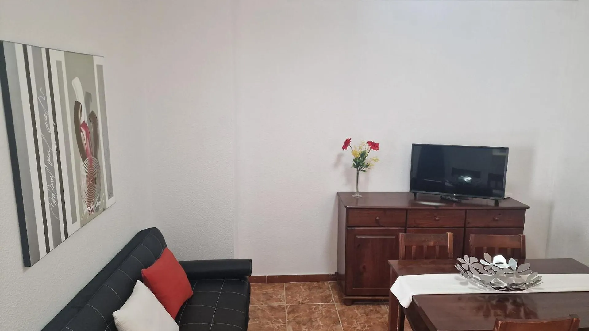 Apartamentos Funchal Los Cristianos  Los Cristianos (Tenerife)