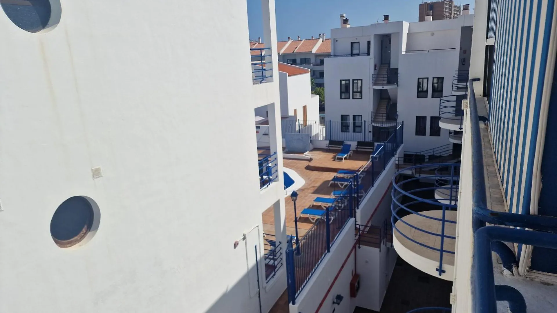 Apartamentos Funchal 洛斯克里斯蒂亚诺斯