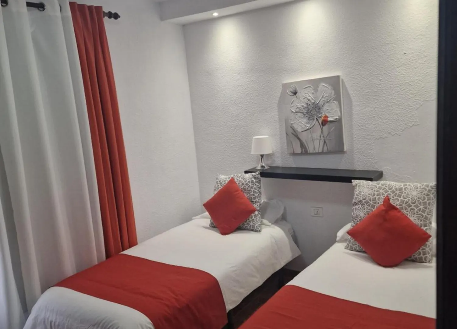 公寓 Apartamentos Funchal 洛斯克里斯蒂亚诺斯