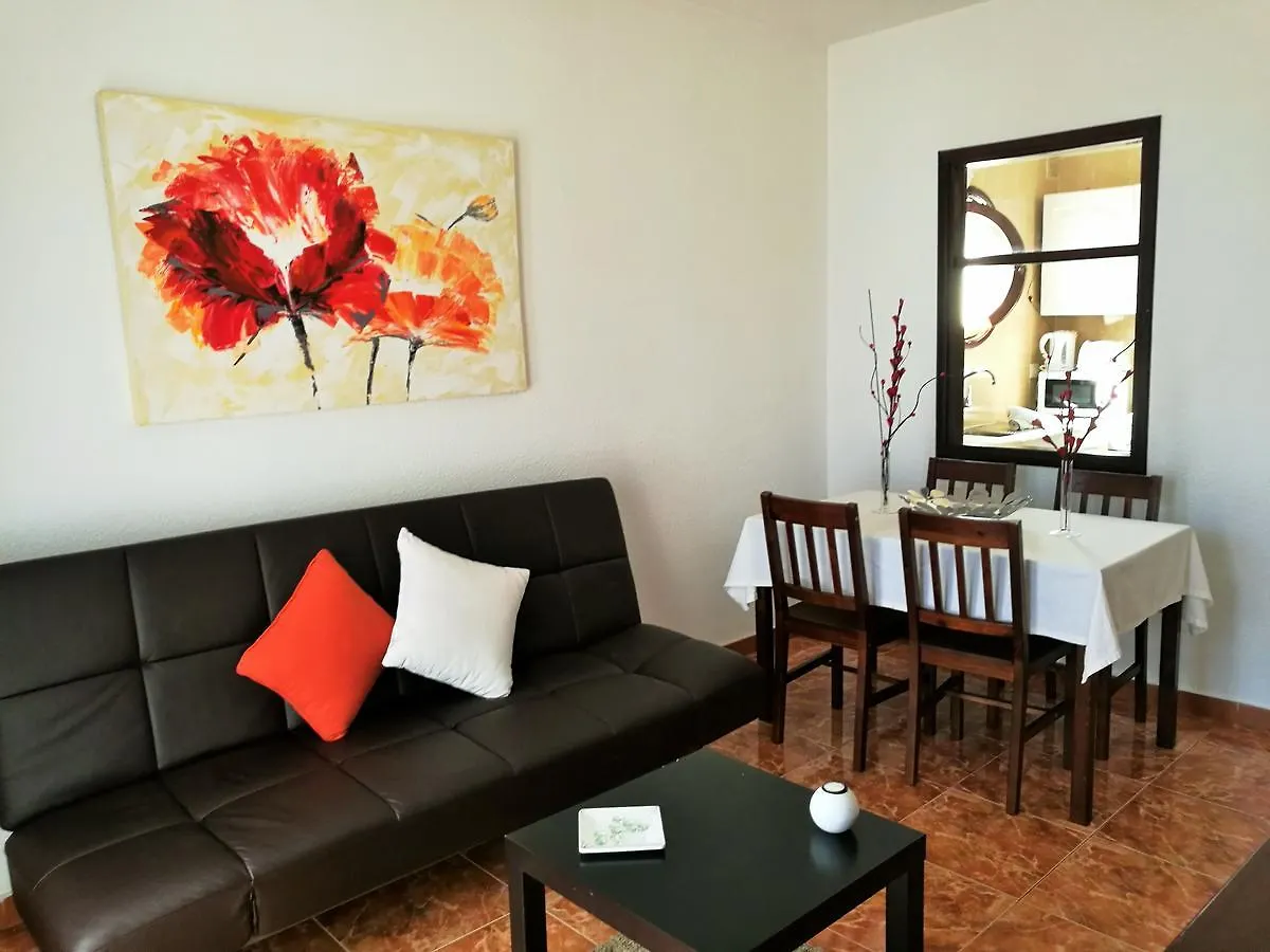 Apartamentos Funchal 洛斯克里斯蒂亚诺斯